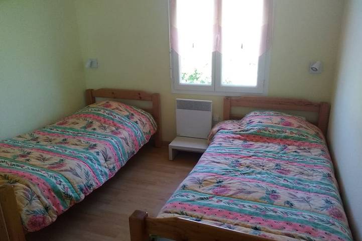 Location de vacances pour 7 personnes, avec jardin ainsi que jacuzzi et terrasse à Château-du-Loir - 2