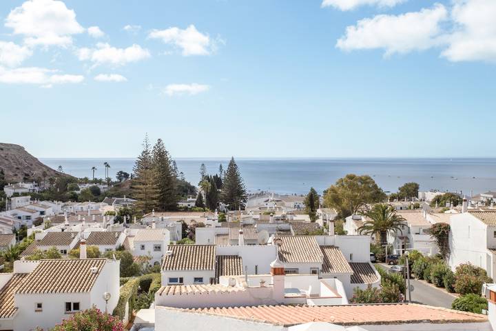 Entire apartment, Comfortable Holiday Apartment "Refúgio na Praia Da Luz" Close to the Beach in Praia da Luz, Luz