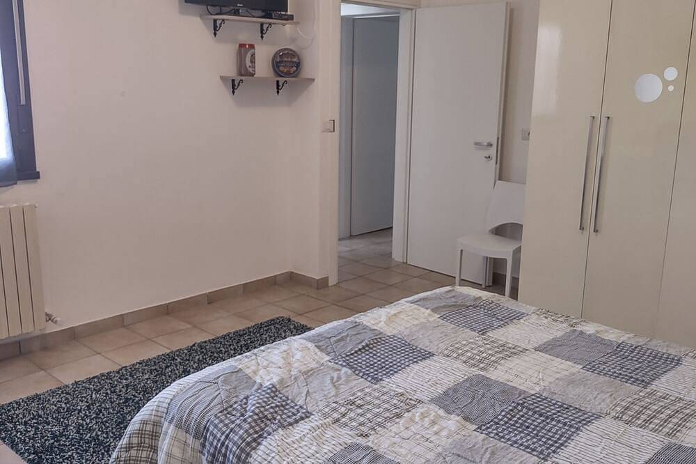 Halfway between Ferrara and Ravenna, a step away from the Comacchio valleys. in Alfonsine, Ravenna Provinz