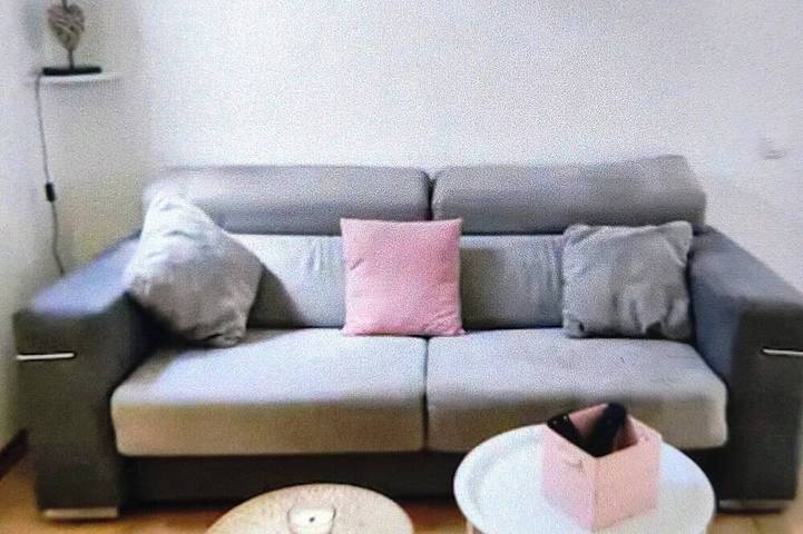 Gîte pour 2 personnes, avec piscine ainsi que jardin et terrasse, animaux acceptés à Les Angles (Gard) - 3