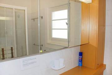 Vacation House for 2 Guests in Genthod, Lake Geneva, Picture 3