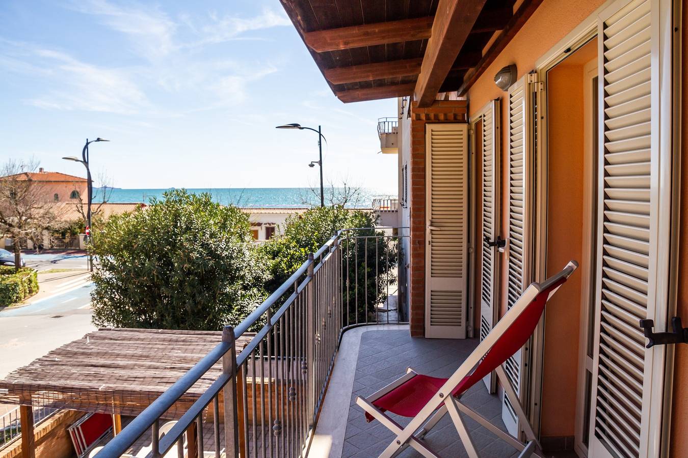 Appartamento intero, Appartamento vacanze 'Fuoco' con vista mare e balcone in Follonica, Costa degli Etruschi