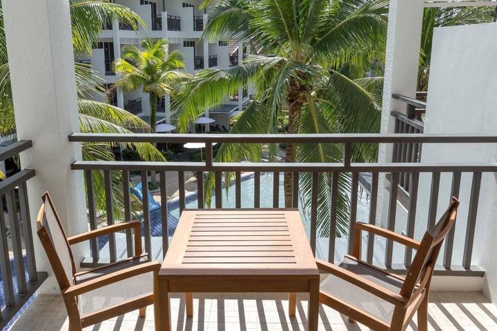 Hôtel pour 10 personnes, avec terrasse ainsi que jardin et jacuzzi dans Bang Tao Beach - 2