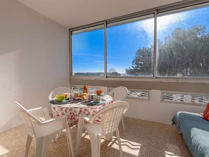 Entire apartment, Le Plein Sud Ii in Le Grau-du-Roi, Côte d'Améthyste