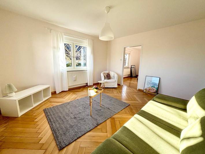 Ferienwohnung für 5 Personen, mit Terrasse und Garten sowie Ausblick