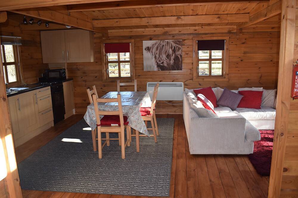 'Oak Lodge' Littlebourne, Canterbury (hot tub) in Kent
