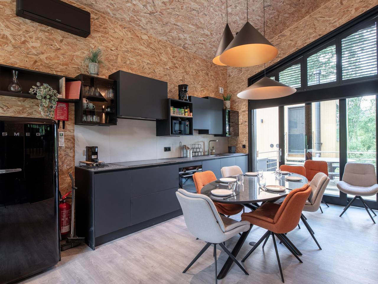 Designhaus mit Wellness in der Natur
 in Érezée, Luxemburg Provinz