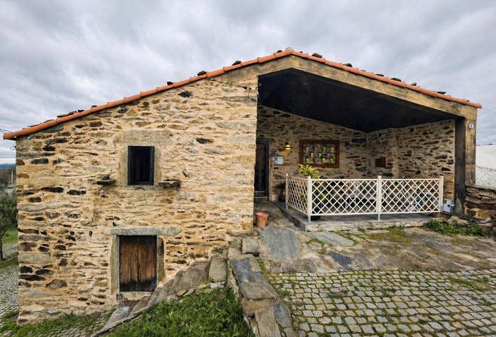 Location de vacances pour 3 personnes, avec terrasse et vue dans Mogadouro - 2