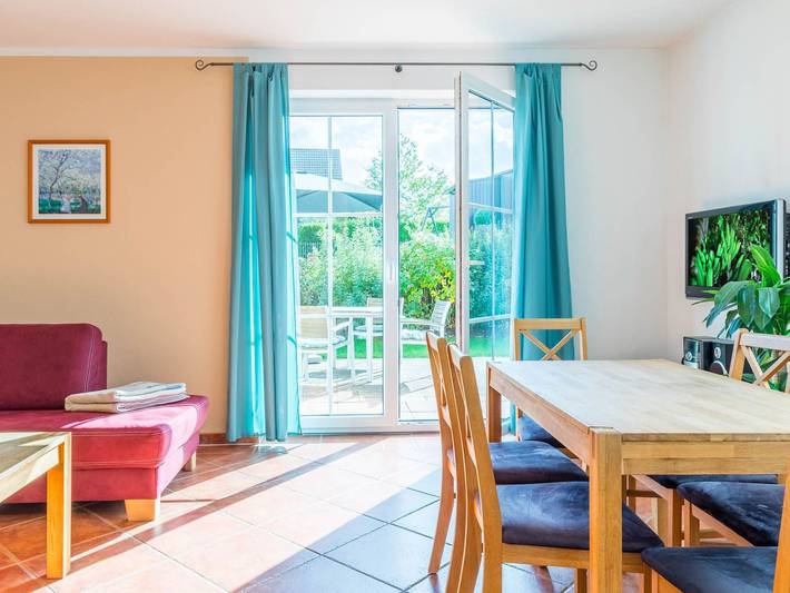Ferienwohnung für 2 Personen, mit Terrasse und Garten in der Wohlenberger Wiek