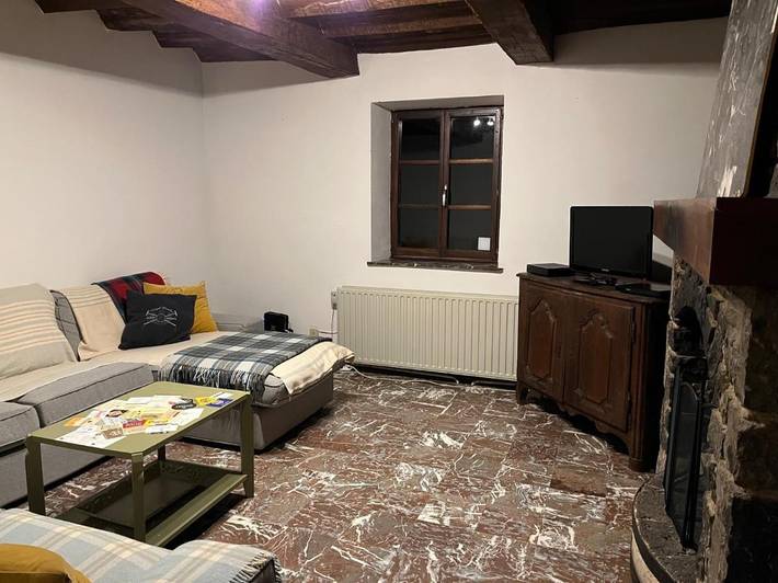 Location de vacances pour 9 personnes, avec Terrasse ainsi que Jardin et Vue à Doische - 3