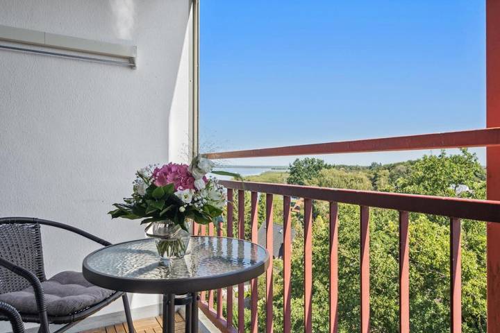 Ferienwohnung für 2 Personen, mit Balkon und Garten sowie Sauna und Seeblick am Steinhuder Meer