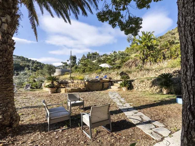 Haus 4 Personen in Cipressa, Riviera di Ponente