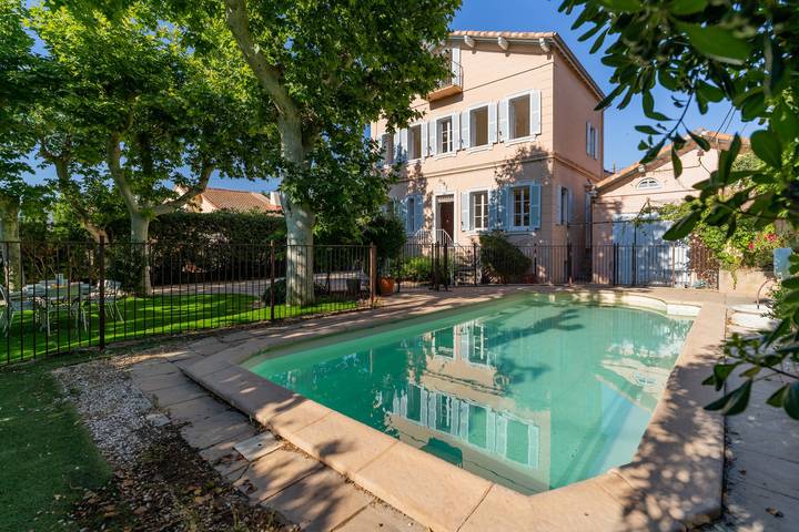 Ferienhaus für 8 Personen, mit Garten und Pool in Marseille