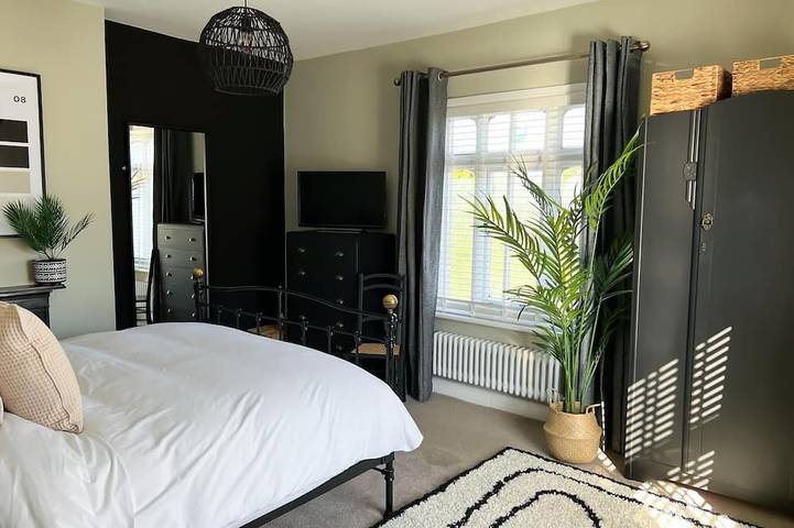 Idyllisches viktorianisches Häuschen mit offenem Kamin, Whirlpool, Schlafplätze für 8, Stadt 5 Min., Zoo 15 Min. in Chester, West Cheshire und Chester