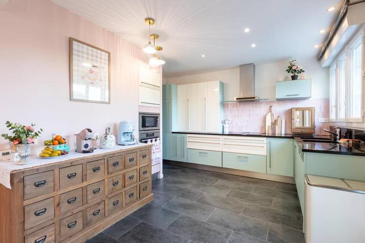 Location de vacances pour 14 personnes, avec jardin et piscine à Saint-Georges-de-Montaigu - 4