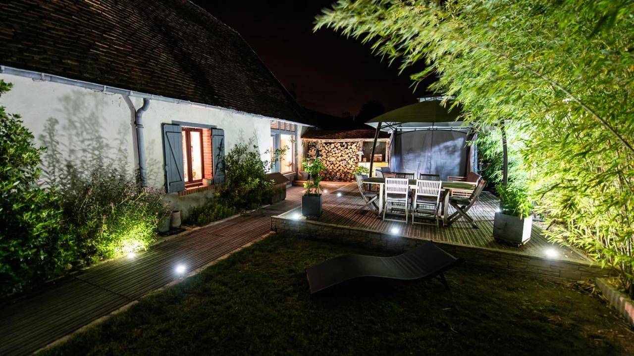 Four-Bedroom House in Maslives, Région de Blois