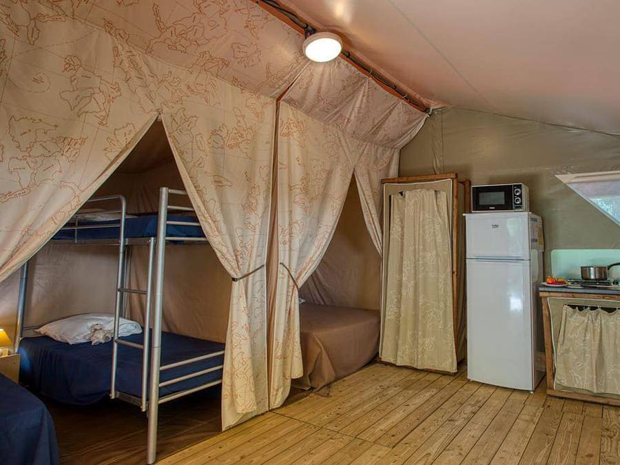 Camping Lac de Groléjac - Tente en toile et en bois 5 personnes - Lodge Canada sans sanitaires 20 m² in Groléjac, Périgord Noir
