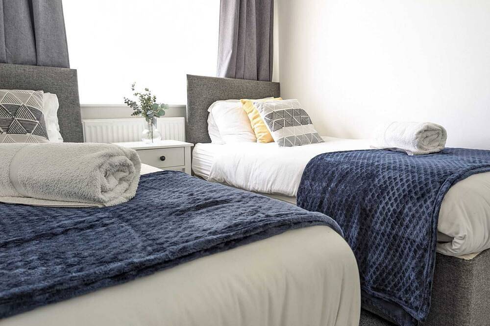 Entire apartment, Cosy Apt-Workers-Families-Kitchen-Parking-Fast Wifi, Self Check-in in South Yorkshire