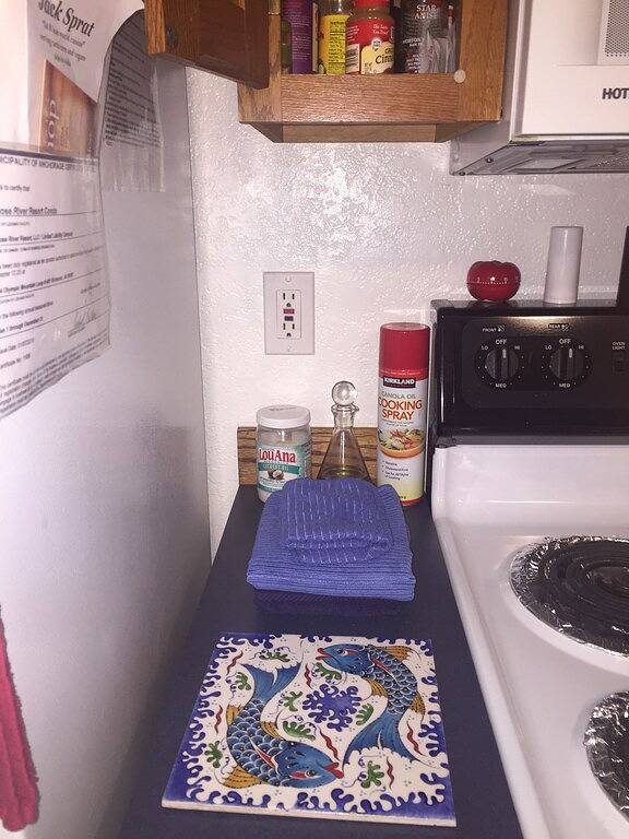 Ganze Wohnung, Alyeska Base View Studio Eigentumswohnung; Lage Lage! Alles parken und zu Fuß erreichen. in Girdwood, Anchorage