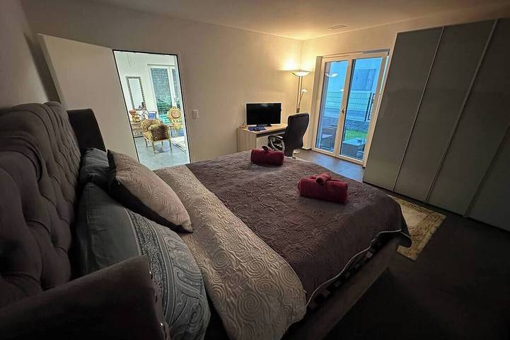 V.I.P. Apartment in Böttstein, Aargau-Basel