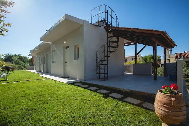 Ferienhaus für 4 Personen, mit Balkon und Garten