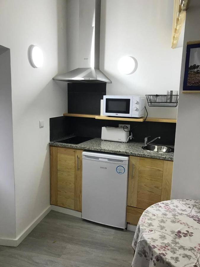 Location de vacances pour 8 personnes, avec vue ainsi que jardin et piscine à Seia - 3