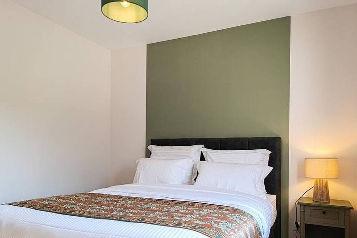 Location de vacances pour 6 personnes, avec Jardin à Aujols - 2