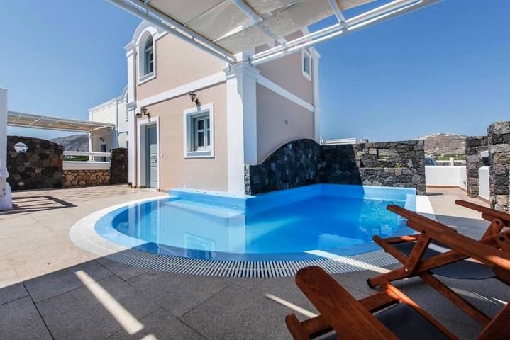 Vakantiehuis voor 10 personen, with tuin and uitzicht as well as zwembad, kindvriendelijk in Kamari
