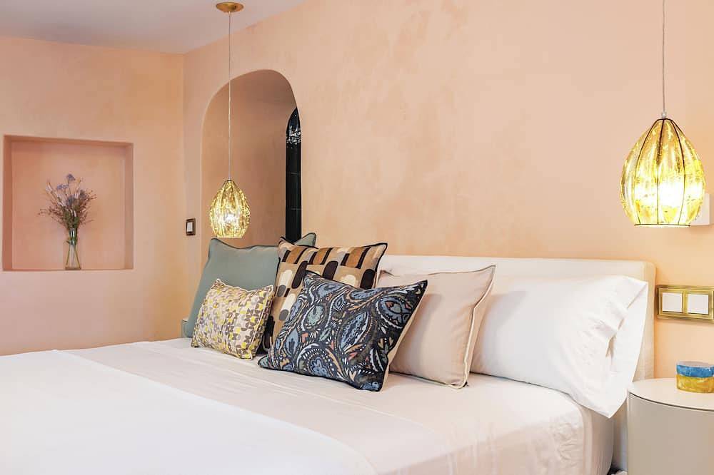 Exclusive luxury villa with private pool in the heart of Dalt Vila, Ibiza. in Dalt Vila, Ibiza Stadt