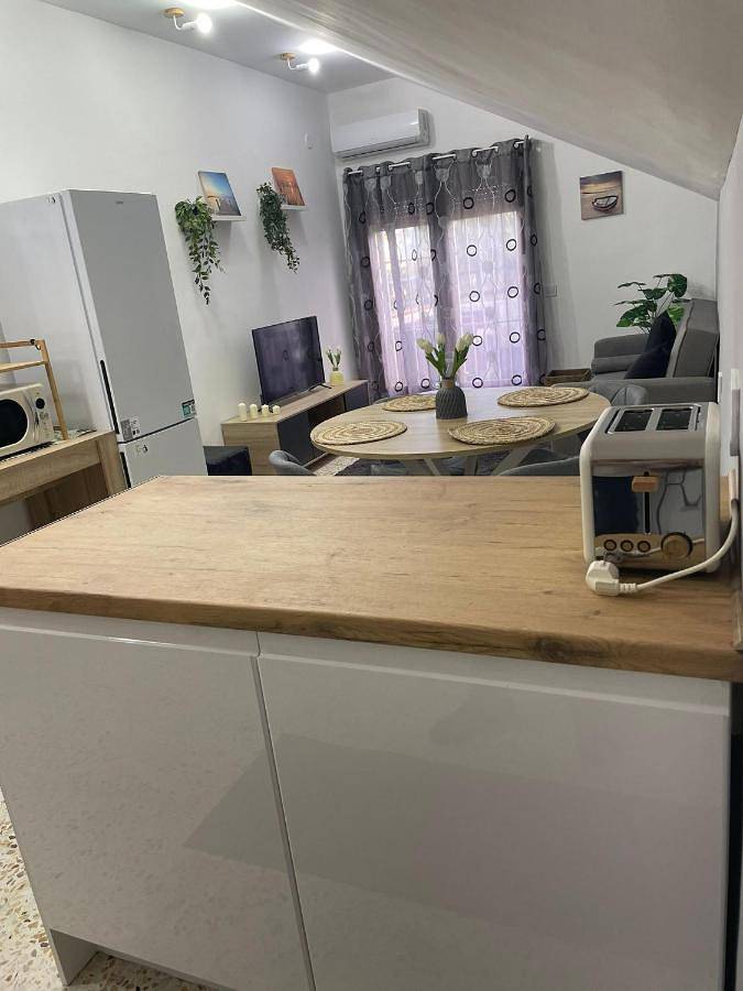 Gîte pour 6 personnes, avec terrasse dans Segur de Calafell - 2