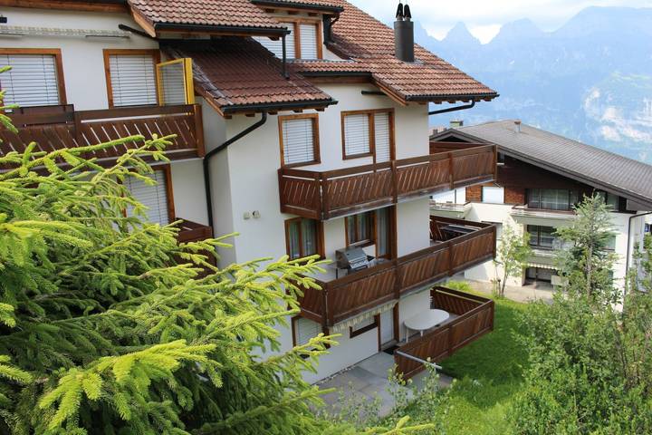 Ganze Ferienwohnung, Haus zur Tanne (Charmingstay) - 2.5-Zimmerwohnung in Flumserberg, Flums