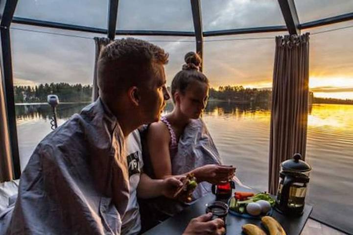 Luxuriöser Urlaub für zwei im Glaszimmer - wildes Naturerlebnis in Schweden! in Jokkmokk, Lappland (Schweden)