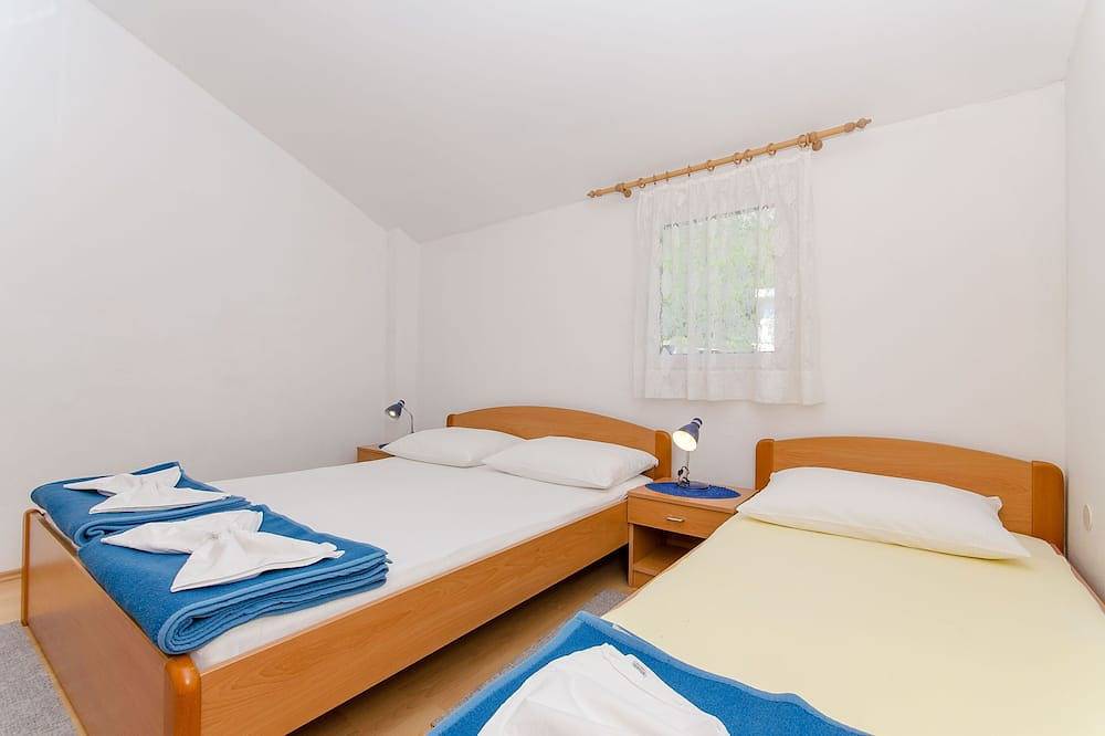 Ganze Wohnung, Ferienwohnungen Zoran (82901-A1) - Drvenik in Drvenik, Makarska Riviera