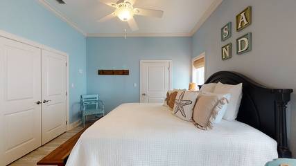 Vacation House for 14 Guests in Port Aransas, Mustang Island, Picture 2