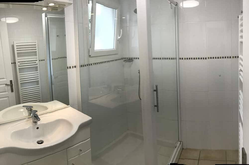 A 100 Metros De La Playa De Santa Giulia, Villa Con Aire Acondicionado Para 2 A 6 Personas in Santa Giulia, Porto Vecchio