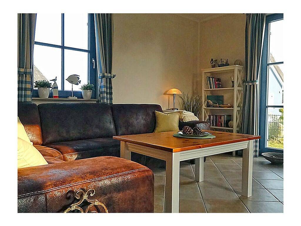 Strandkiefer Komfortable Ferienresidenz in Glowe, Rügen