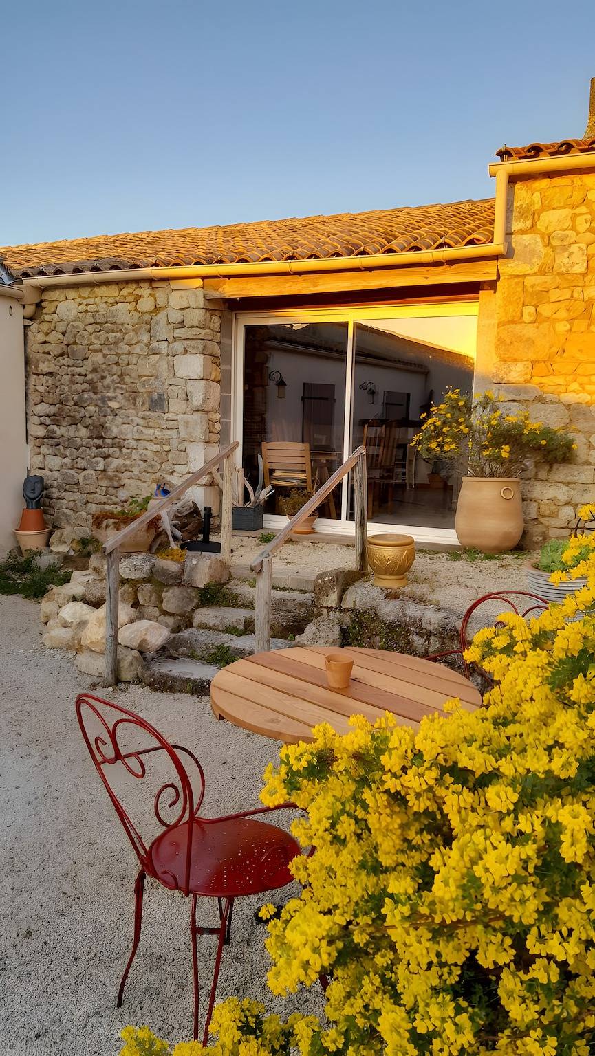 Chambres d’hôtes La Marouette 4 avec terrasse partagée et Wi-Fi in Hiers-Brouage, Côte de Beauté