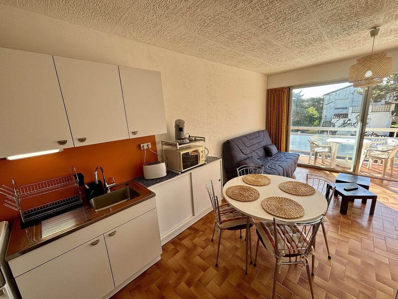 Ganze Wohnung, Studio mit Balkon, in Strandnähe, für 3 Personen, Port-la-Nouvelle in Port-la-Nouvelle, Narbonne und Umgebung