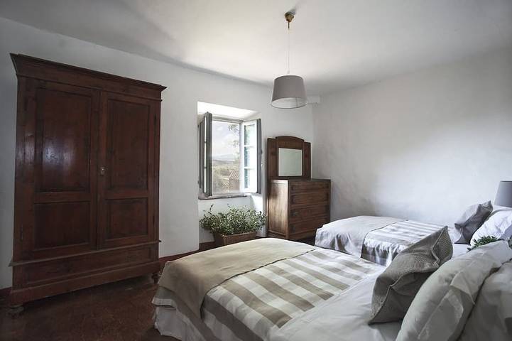 Villa pour 7 personnes, avec piscine, animaux acceptés à Lilliano - 3