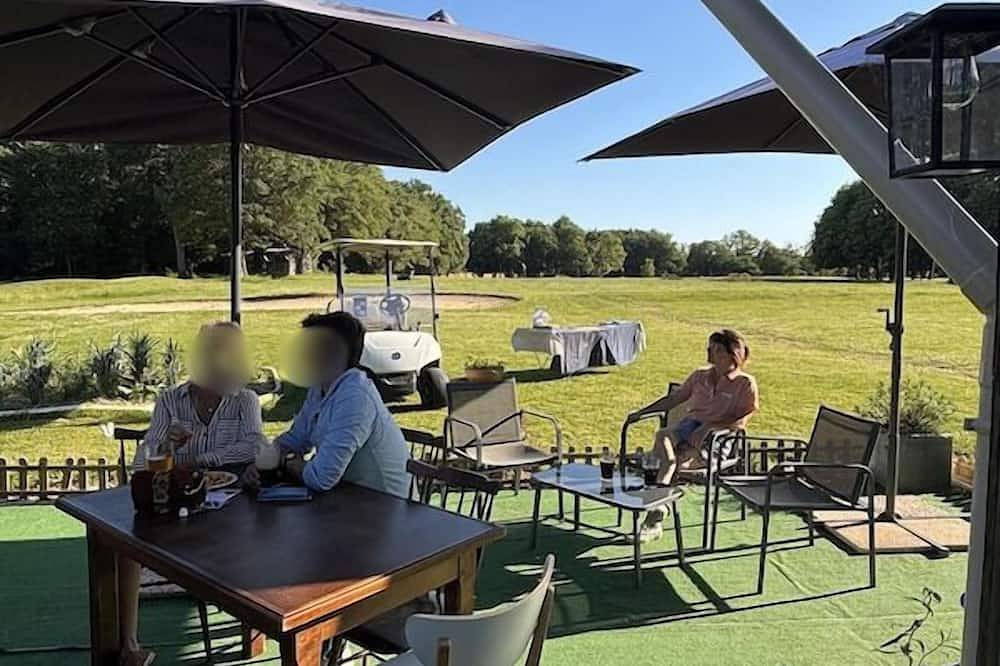 Tiny House Golf et Nature in Sainte-Fauste, Région d'Issoudun