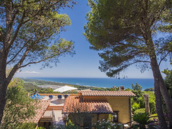 Location de vacances pour 11 personnes, avec jardin et terrasse, animaux acceptés à Orbetello - 3