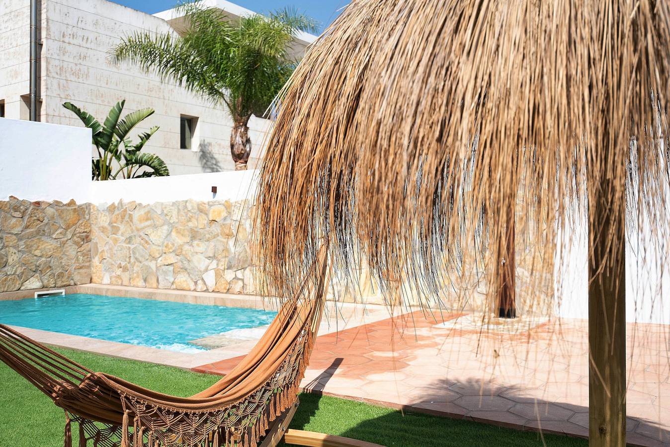 Villa Tahona" vicino alla spiaggia con piscina e Wi-Fi in Zahara de los Atunes, Tarifa