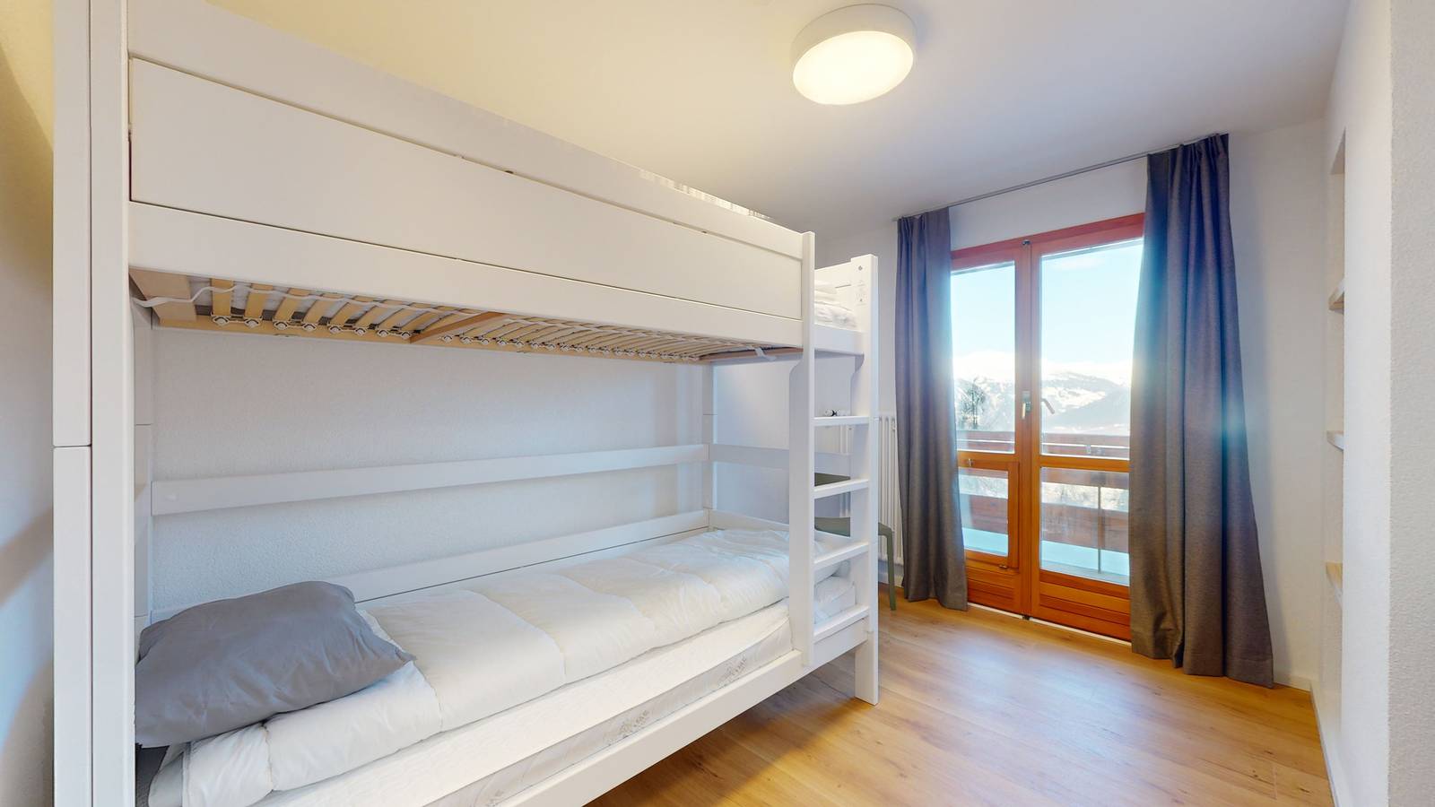 Ganze Ferienwohnung, Chalet de l'Ours Authentic Etage Penthes 14 pers in Les Agettes, Walliser Alpen