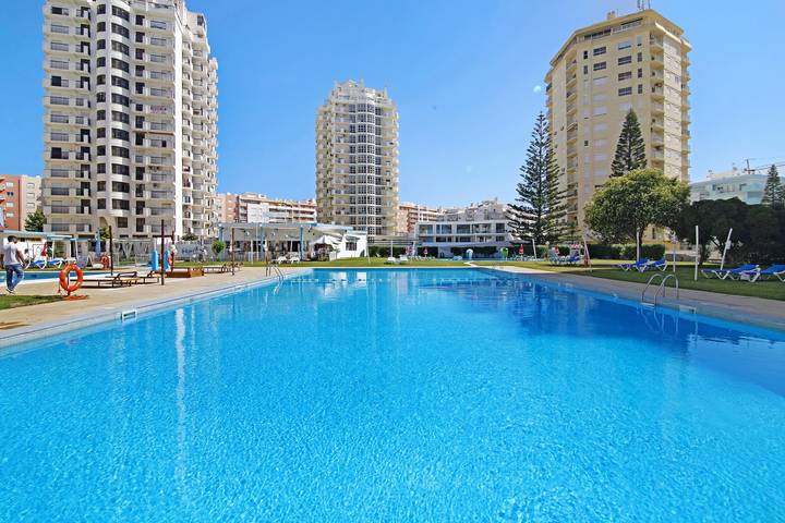 Ganze Wohnung, Ferienwohnung Nau Bérrio 2ºd – Meerblick, A/C, Wlan, Garten & Balkon in Armação de Pêra (costa), Armação de Pera
