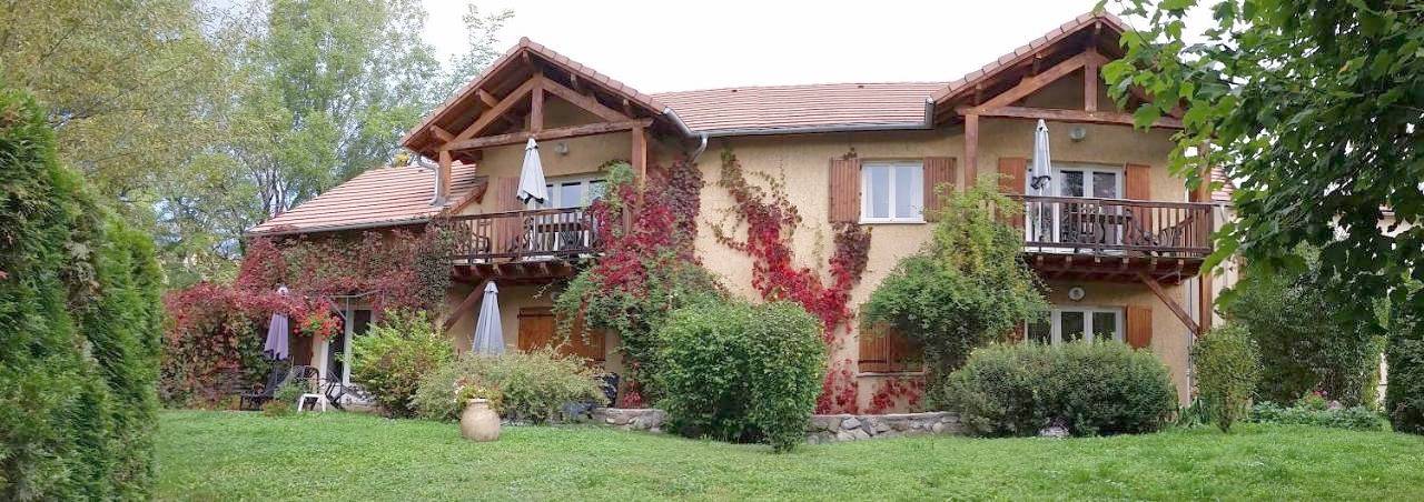 Gîte pour 2 personnes, avec vue ainsi que terrasse et jardin à Gap - 3