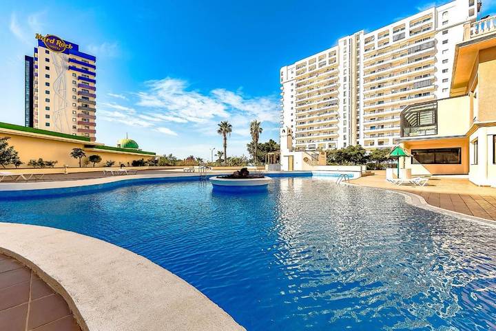 Gîte pour 4 personnes, avec vue ainsi que jardin et piscine dans Playa Paraíso - 3