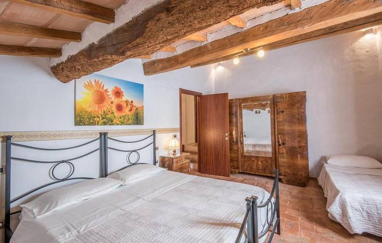 Gîte pour 3 personnes, avec jardin et piscine à San Giovanni d'Asso - 3
