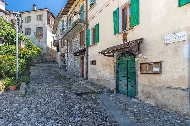 Ferienwohnung für 5 Personen in Maccagno con Pino e Veddasca