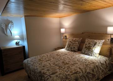 Chambre D’hôte pour 2 Personnes dans Singles (Puy-de-Dôme), Région de Besse-et-Saint-Anastaise, Photo 3