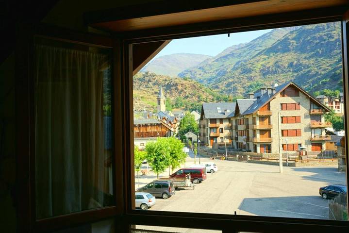 Apartamento de vacaciones para 8 personas, con vistas, Se admiten mascotas en Pallars Sobirà - 2